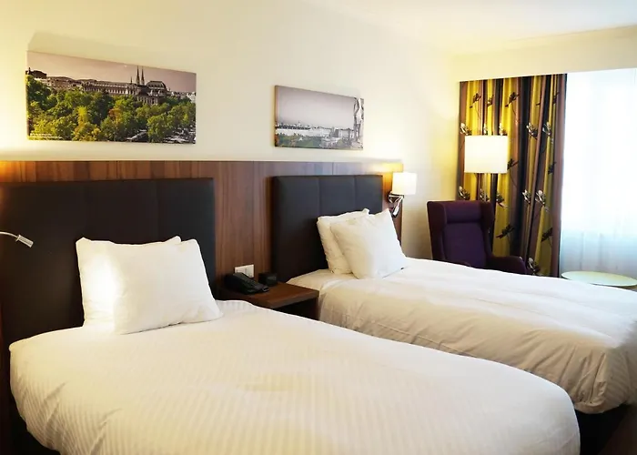 Carathotel Park Hotel *